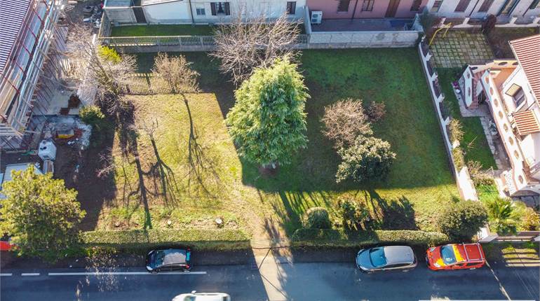 Sites / Plots for Development for sale in Magnago