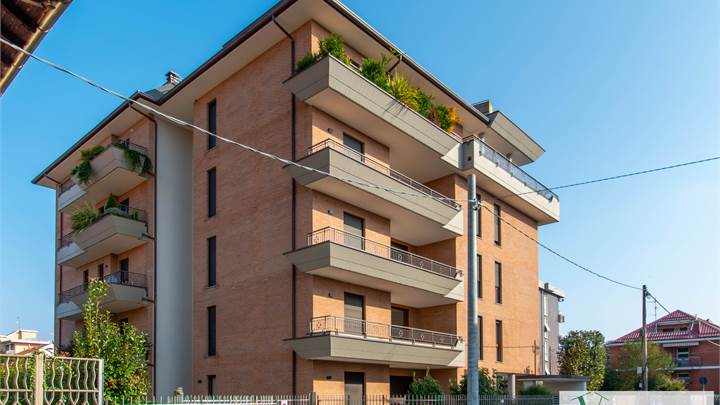 Elegante quattro locali con terrazzo