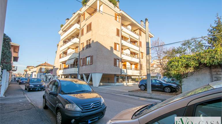 2 bedroom apartment for sale in Busto Arsizio