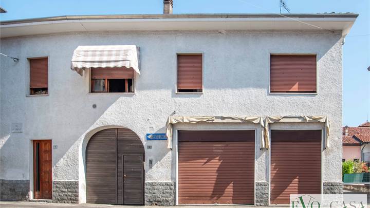 Rustici semindipendenti