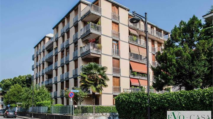 3+ bedroom apartment for sale in Busto Arsizio
