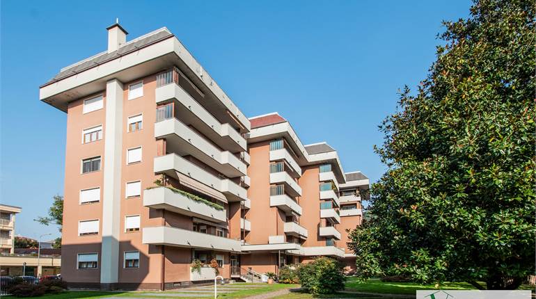 2 bedroom apartment for sale in Busto Arsizio